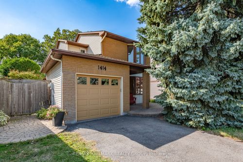 1414 Eastcliffe Way, Gloucester, ON, K1B5H6 | Card Image