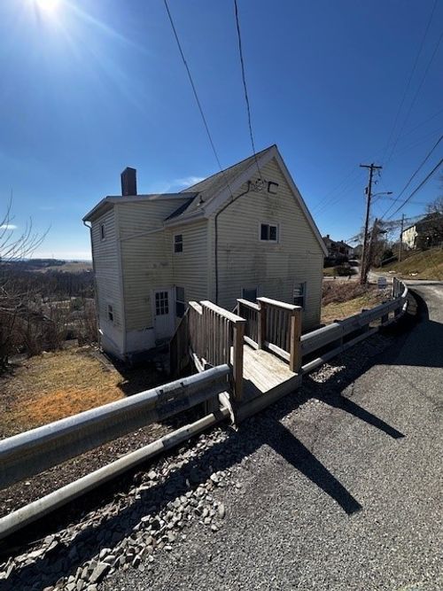 29 Wood St, Nemacolin, PA, 15351-1036 | Card Image