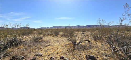 339-20-075 N Dilkon Road, Golden Valley, AZ, 86413 | Card Image