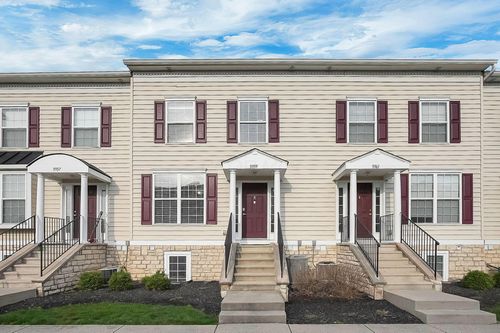 5959 Ferdinand Dr, New Albany, OH, 43054-8028 | Card Image