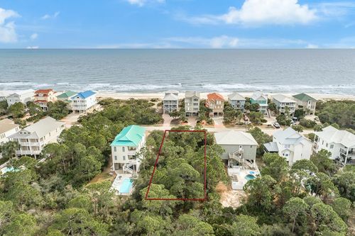 2208 Sailfish Dr, Saint George Island, FL, 32328-2113 | Card Image