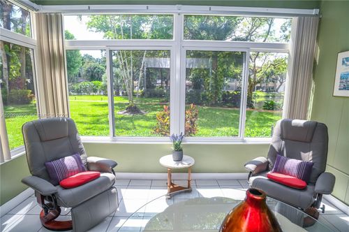 107-5100 Nw 35th St, Lauderdale Lakes, FL, 33319-5217 | Card Image