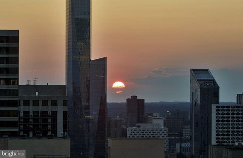 1b-1807-1616 Walnut St, PHILADELPHIA, PA, 19103-5313 | Card Image