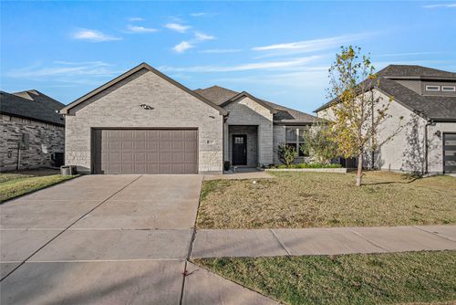 327 Coyote Creek Dr, Lavon, TX, 75166-4709 | Card Image