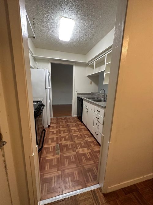 apt-267-4845 Cedar Springs Rd, Dallas, TX, 75219-1284 | Card Image