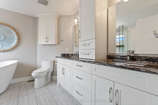 198 Pioneer Tower Rd, House other with 3 bedrooms, 3 bathrooms and 2 parking in Kitchener ON | Image 11