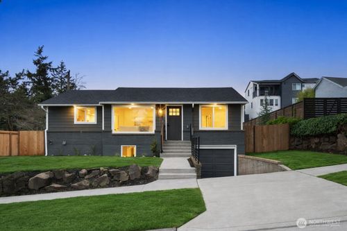 104 Ne 85th St, Seattle, WA, 98115-2908 | Card Image