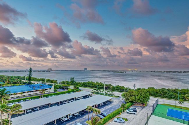 APT-7C - 5460 N Ocean Dr, Condo with 2 bedrooms, 2 bathrooms and null parking in Riviera Beach FL | Image 28
