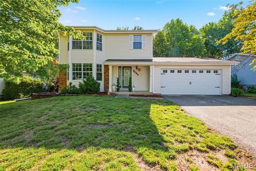 1316 Whispering Ridge Ln, Saint Peters, MO, 63376-4627 | Card Image