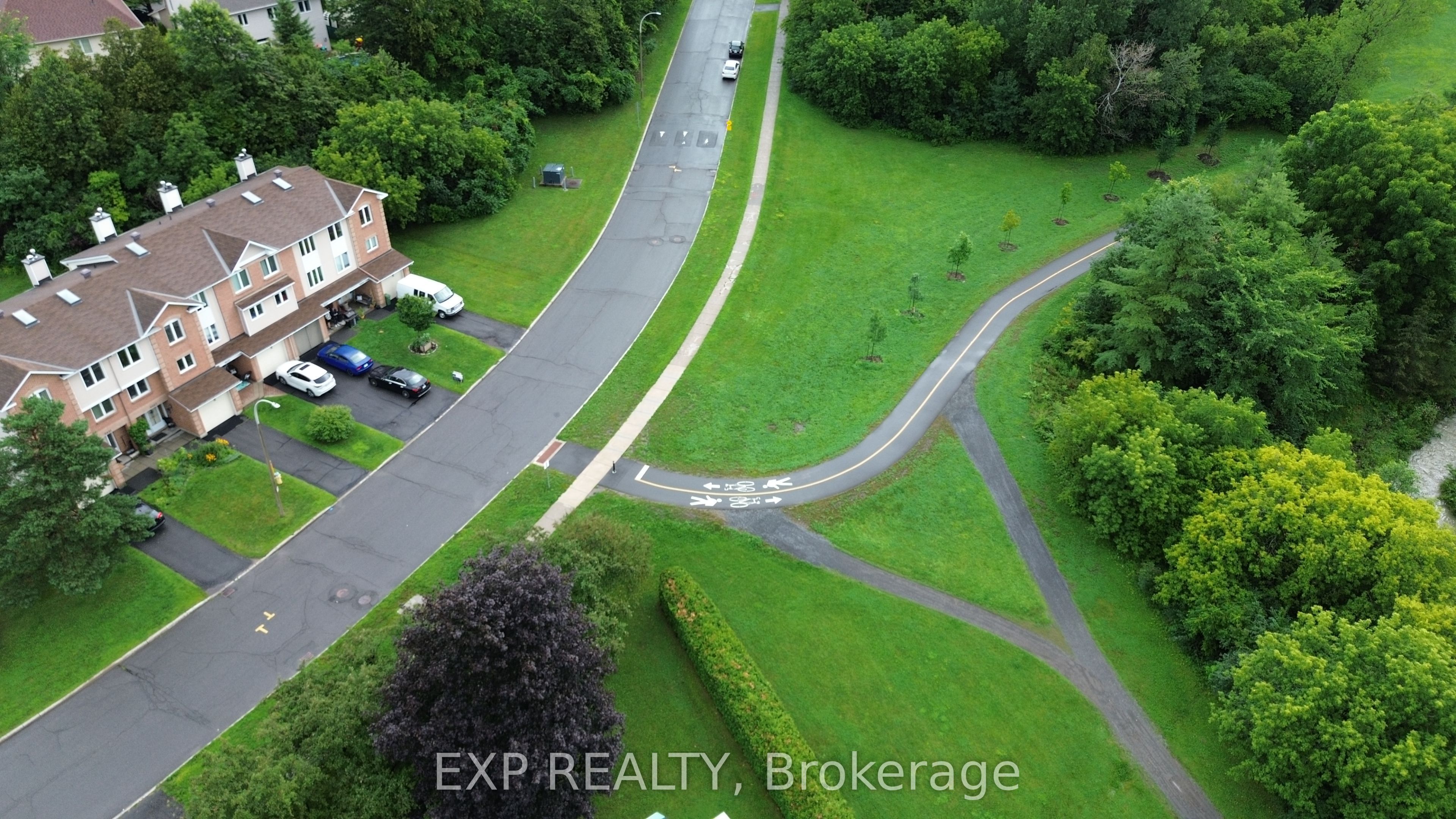 Residential Lease in Orleans - Convent Glen and Area 2