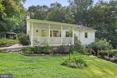 111 Forest Trl, DELTA, PA, 17314-8795 | Card Image