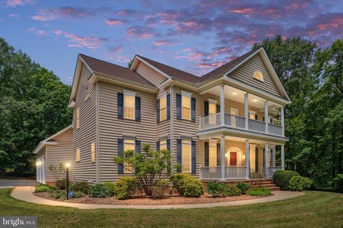 8622 Laroque Run Dr, FREDERICKSBURG, VA, 22407-1911 | Card Image