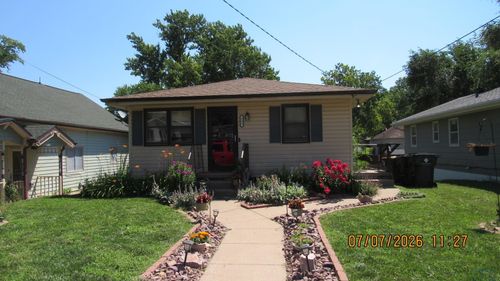 122 S Casselman St, Sioux City, IA, 51103-3927 | Card Image