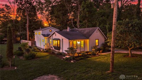 325 N High St, Yellow Springs, OH, 45387-2009 | Card Image