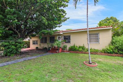 1231 Falcon Ave, House other with 4 bedrooms, 3 bathrooms and null parking in Miami Springs FL | Image 1