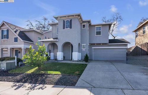 4104 Crumley Way, Antelope, CA, 95843-6242 | Card Image