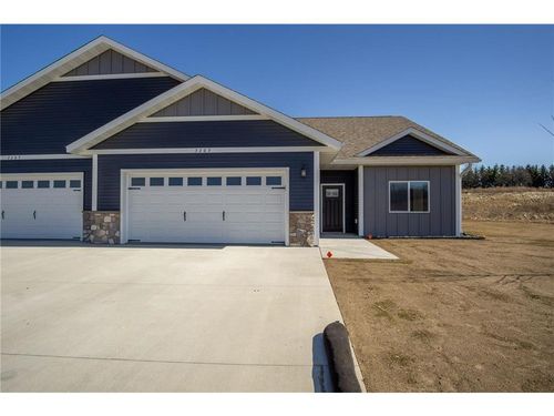 3357 Iris Dr, Eau Claire, WI, 54703-4093 | Card Image