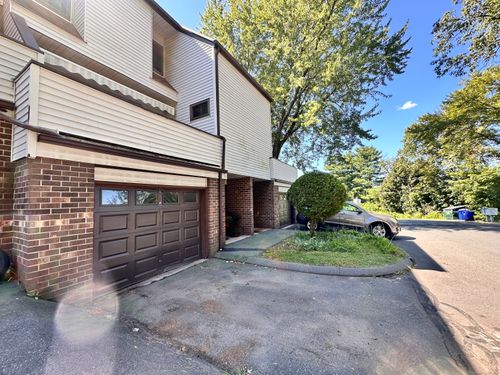 4b-285 Queen St, Southington, CT, 06489 | Card Image