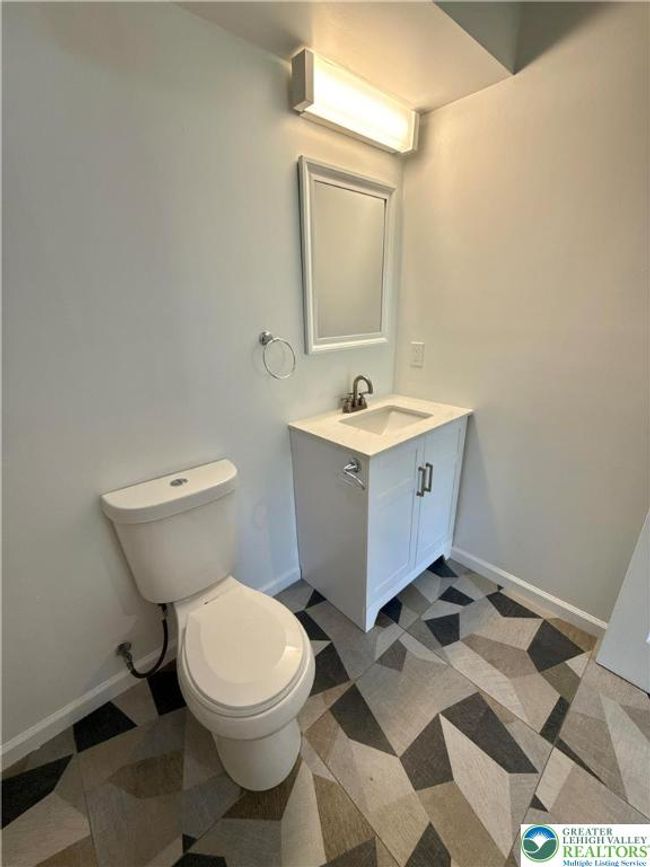 202 - 938 E 4 Th St, Condo with 2 bedrooms, 1 bathrooms and null parking in BETHLEHEM PA | Image 26