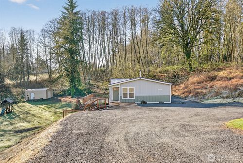 152 Crow Butte Road, Longview, WA, 98632 | Card Image