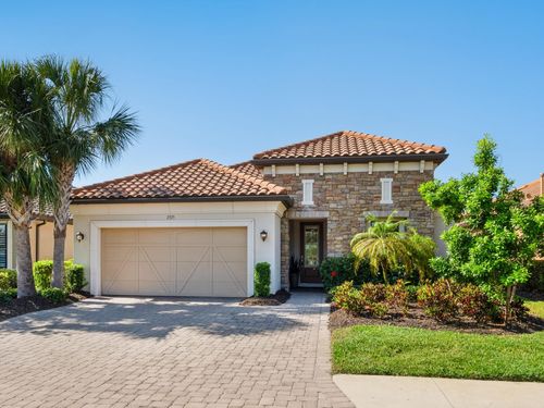 2525 Vaccaro Dr, SARASOTA, FL, 34231-6025 | Card Image