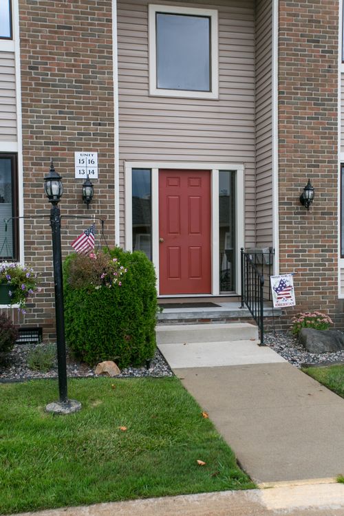 apt-15-1660 River Rd, Marysville, MI, 48040-1859 | Card Image