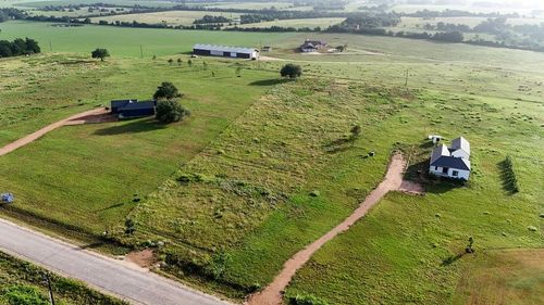 334 Vineyard View Trail, Carmine, TX, 78932 | Card Image