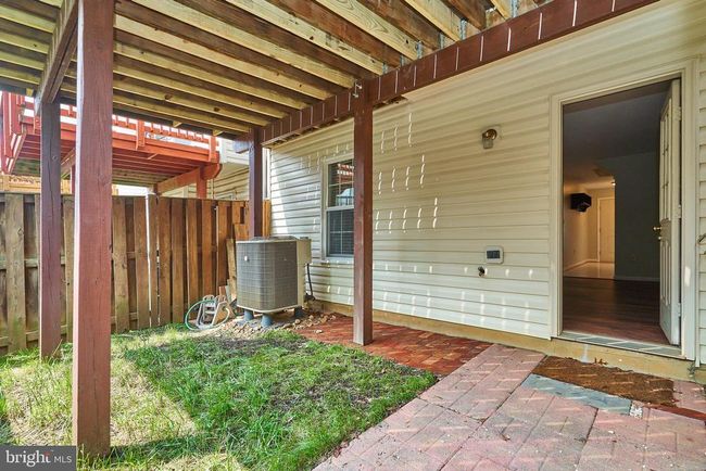 6362 Dakine Cir, Townhouse with 3 bedrooms, 4 bathrooms and null parking in SPRINGFIELD VA | Image 40