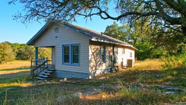 34970 AND 34900 Smithson Valley Rd, House other with 3 bedrooms, 4 bathrooms and null parking in Bulverde TX | Image 19
