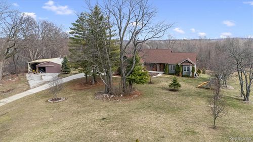 7880 Haley Rd, White Lake, MI, 48383-2033 | Card Image