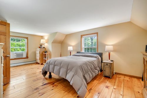 1536 Us Route 2, Waterbury, VT, 05676-9199 | Card Image