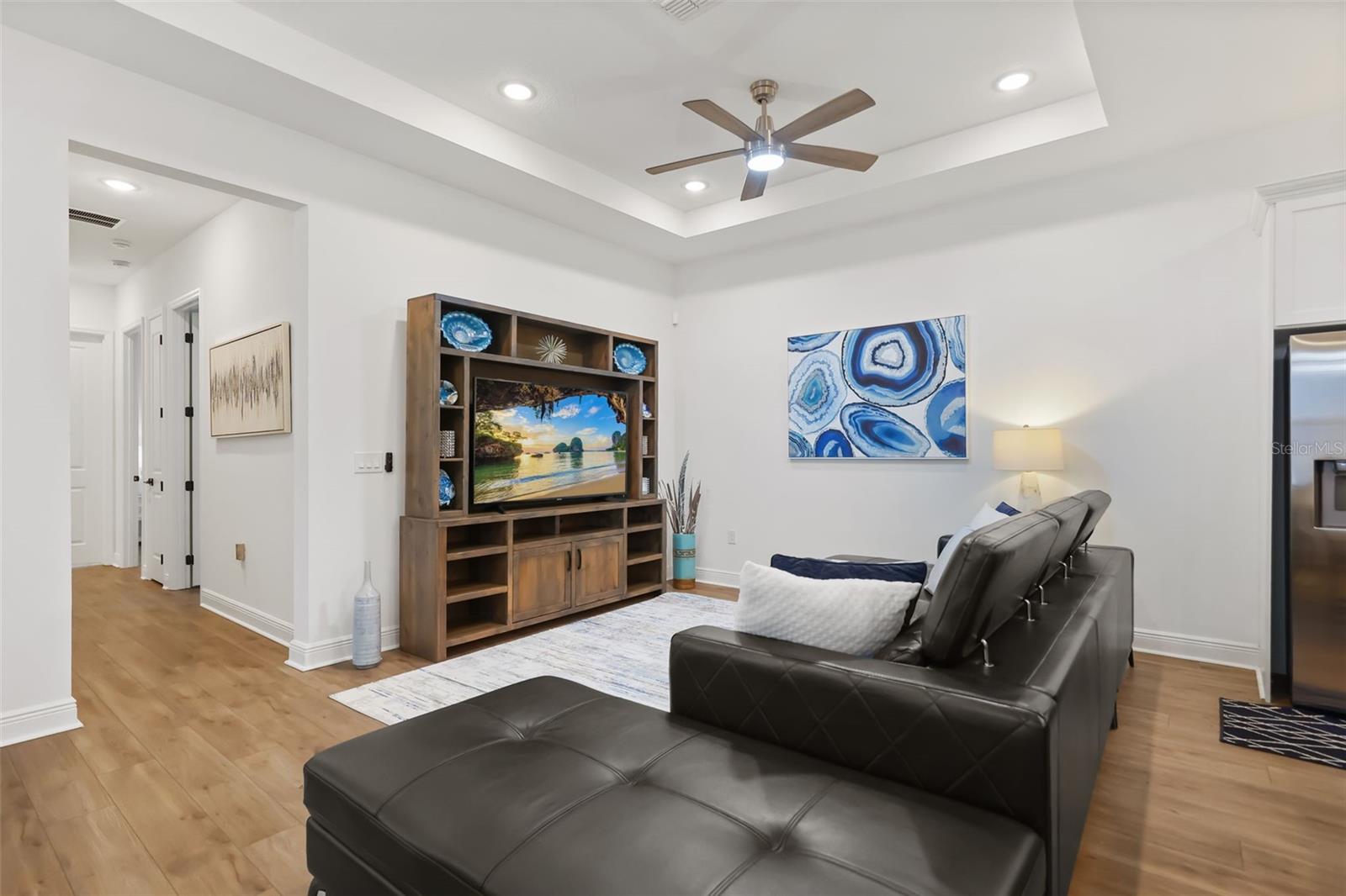 Residential in DEBARY 5