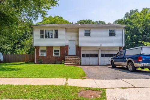 207 Phillips Rd, Somerset, NJ, 08873-2083 | Card Image