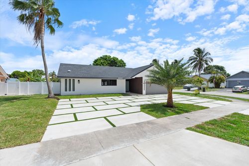 3701 Nw 8th St, Delray Beach, FL, 33445-1907 | Card Image