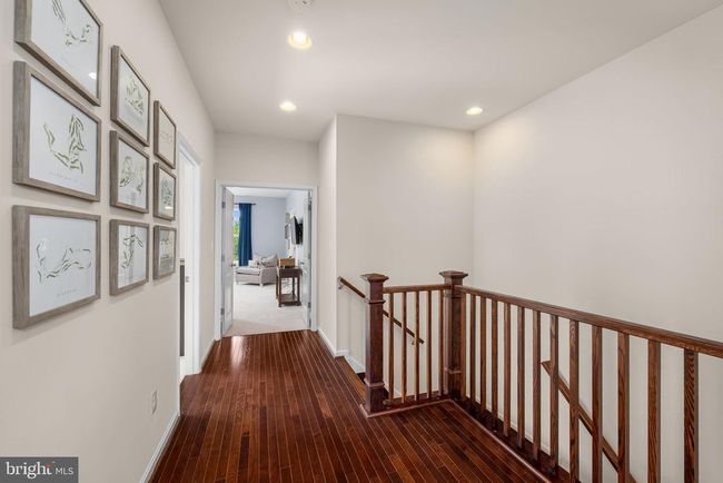42294 Peregrine Ter, Townhouse with 4 bedrooms, 4 bathrooms and null parking in BRAMBLETON VA | Image 17
