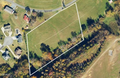 707 Egypt Rd, Bluff City, TN, 37618-2464 | Card Image