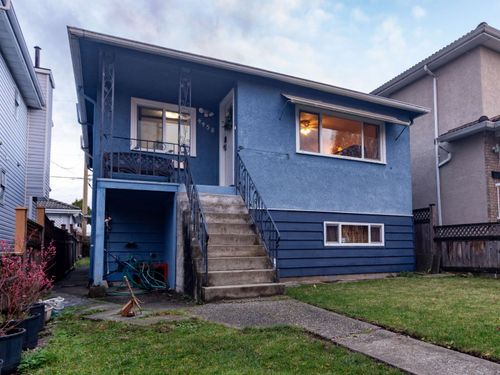 4458 Skeena St, Vancouver, BC, V5R2L9 | Card Image