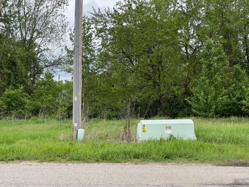 5195 Lake Michigan Dr, Allendale, MI, 49401-9331 | Card Image