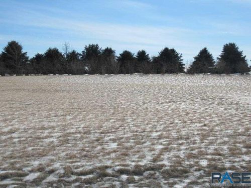 581 Hill Crest St, Edgerton, MN, 56128-1311 | Card Image