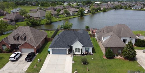 6093 Waterford Ln, Sorrento, LA, 70778-3436 | Card Image