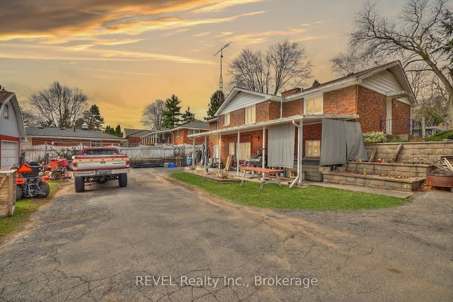 1317 Pelham St, House other with 3 bedrooms, 2 bathrooms and 6 parking in Pelham ON | Image 7