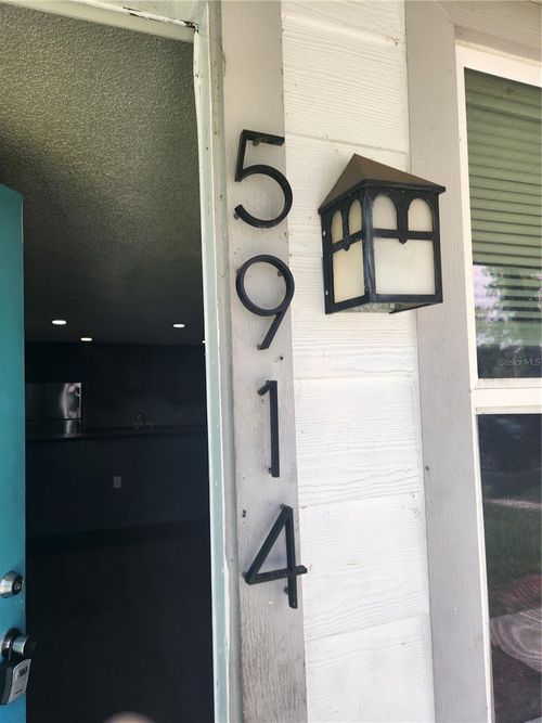 5914-5901 Bryce Ln, TAMPA, FL, 33615-6210 | Card Image