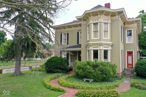 415 Wabash Ave, Crawfordsville, IN, 47933-2542 | Card Image