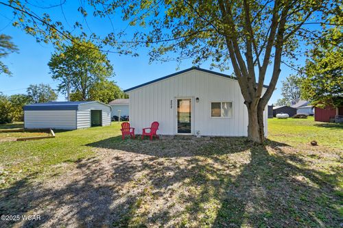202 Karen St, Waynesfield, OH, 45896-8452 | Card Image