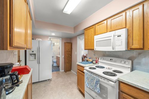 6560 Banner Street, Taylor, MI, 48180 | Card Image