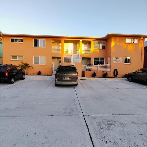 201-2820 Dupont St S, GULFPORT, FL, 33707-5263 | Card Image