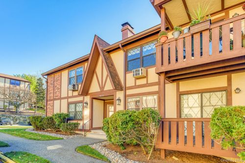 509-509 Sierra Vista Lane, Clarkstown, NY, 10989 | Card Image