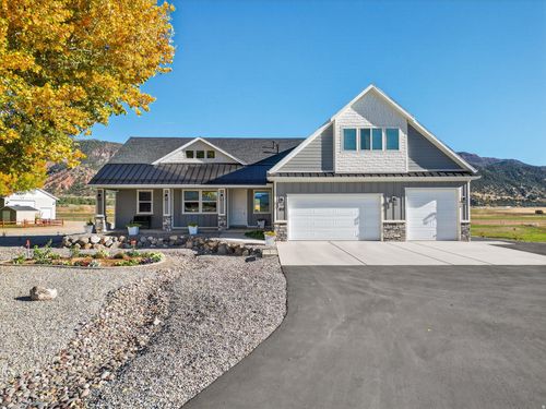 401 S 3430 E, New Harmony, UT, 84757-5017 | Card Image