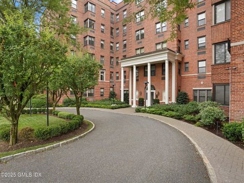 1-m-40 W Elm St, Greenwich, CT, 06830-6425 | Card Image