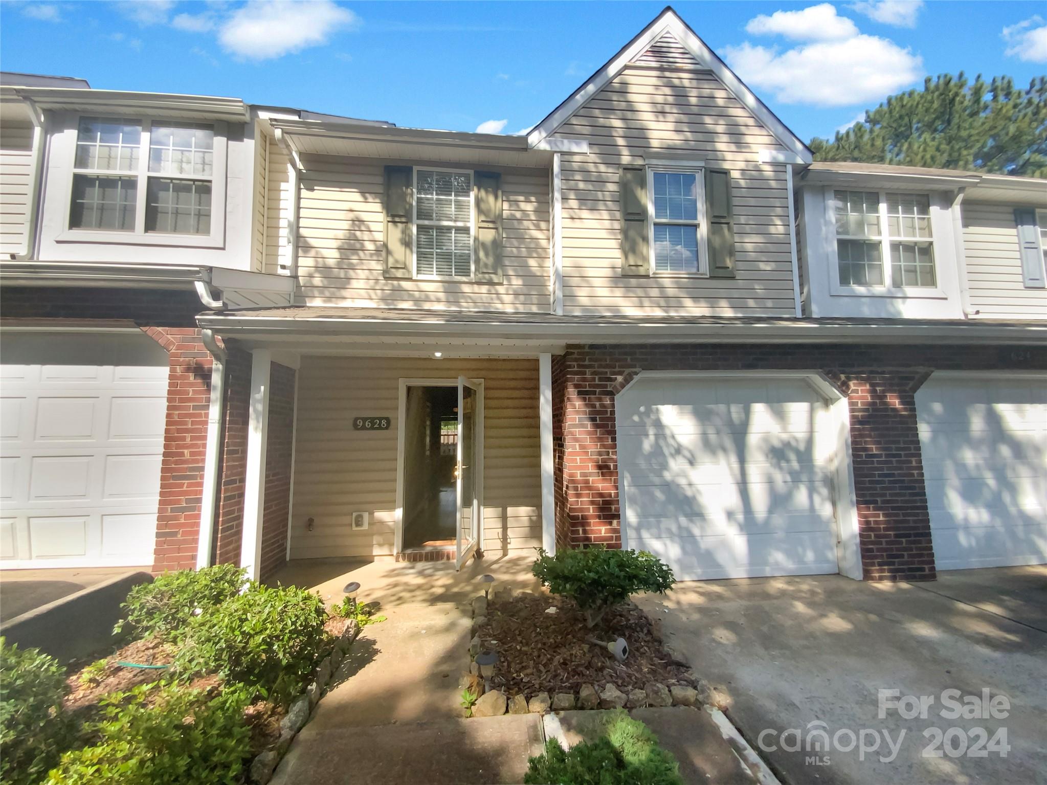 Terrier Way, Charlotte, NC 28269